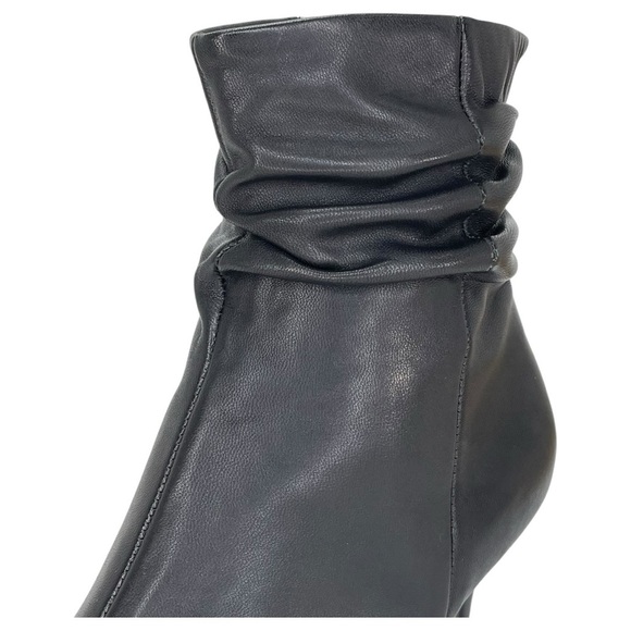 Bella Vita Danielle Black Leather Womens Booties Size 9M - Picture 9 of 13